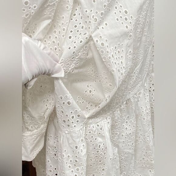 AKRIS PUNTO Eyelet Lace Flounce-Hem Dress size 4 - Picture 9 of 14